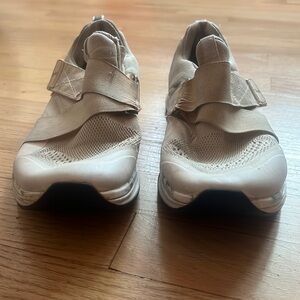 Very worn and used, but still work on a bike